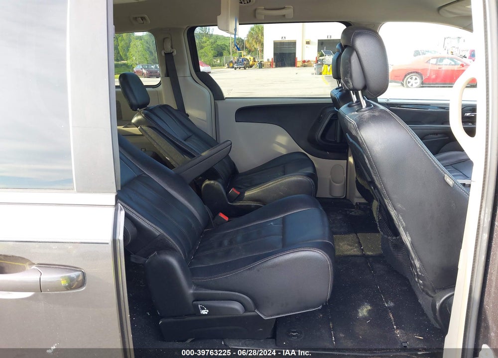 2015 CHRYSLER TOWN & COUNTRY TOURING VIN: 2C4RC1BG6FR626908