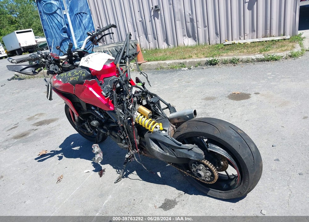 2010 DUCATI MULTISTRADA 1200 / 1200S VIN: ZDM12BLW9AB004858