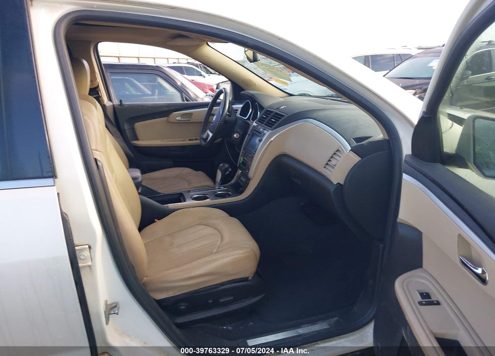 2011 CHEVROLET TRAVERSE LTZ VIN: 1GNKRLED1BJ412038