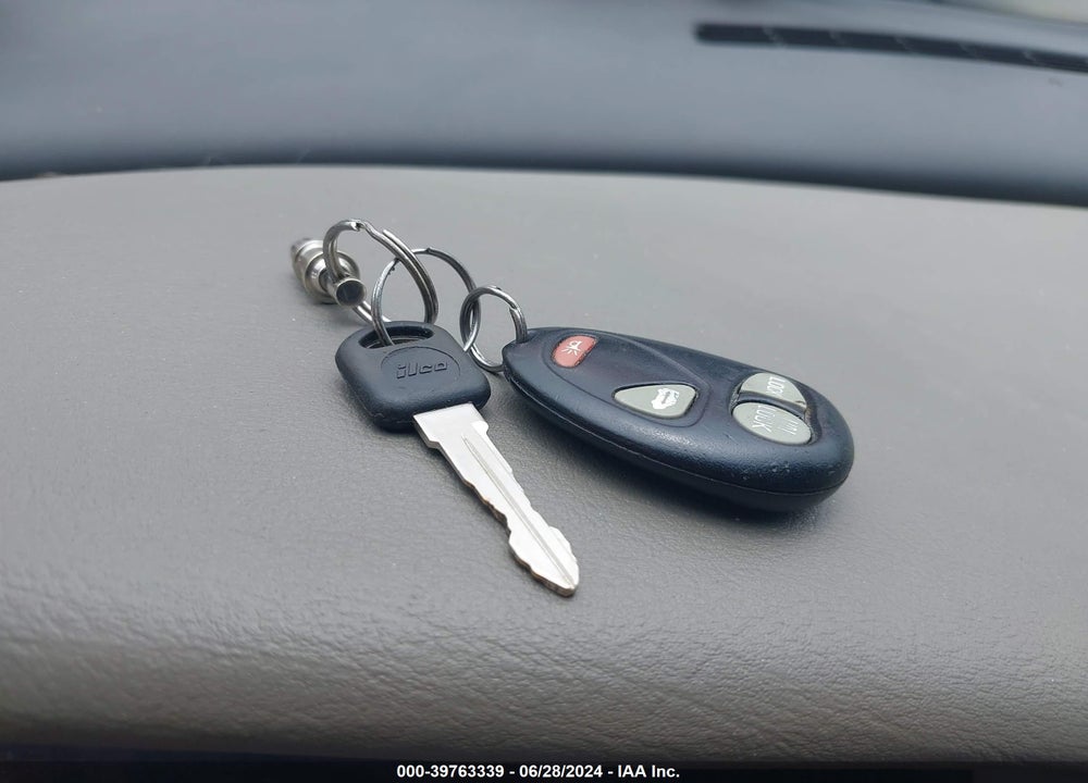 2002 OLDSMOBILE SILHOUETTE GL VIN: 1GHDX03E62D193586