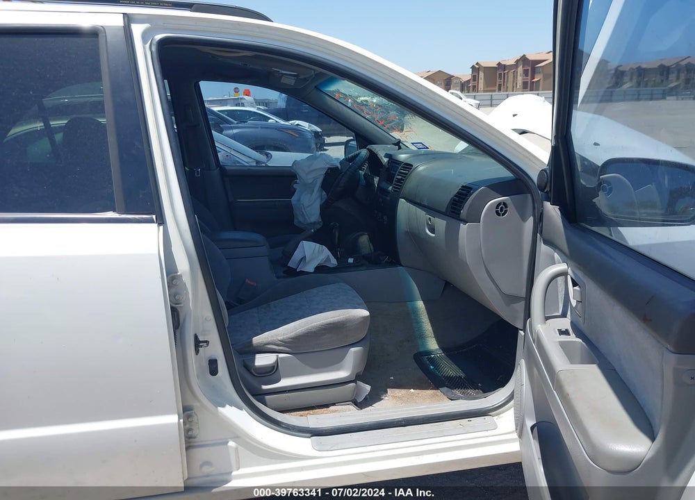 2006 KIA SORENTO EX/LX VIN: KNDJD733965565530