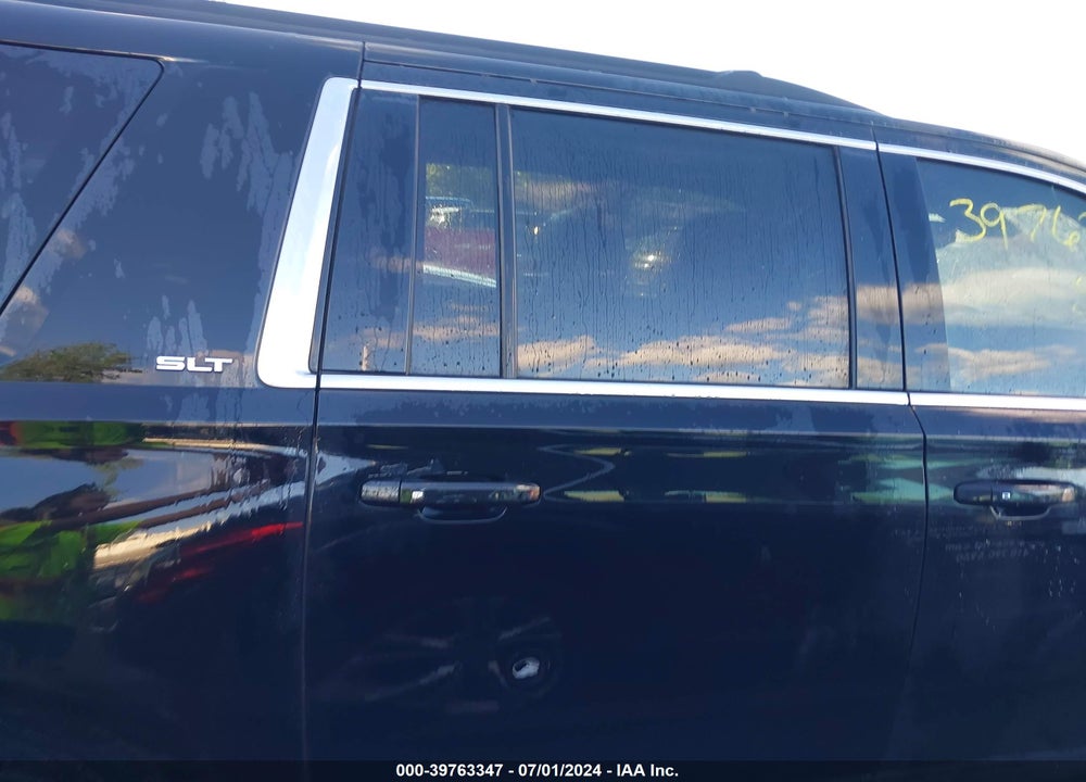 2016 GMC YUKON XL SLT VIN: 1GKS2GKC1GR199718