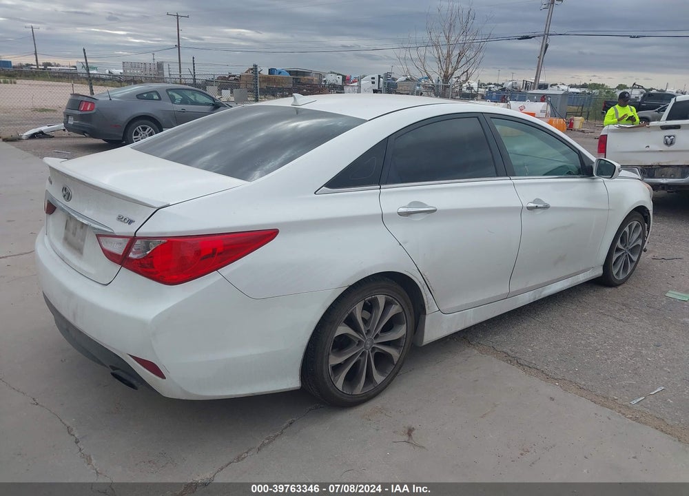 2014 HYUNDAI SONATA SE 2.0T VIN: 5NPEC4AB0EH855490