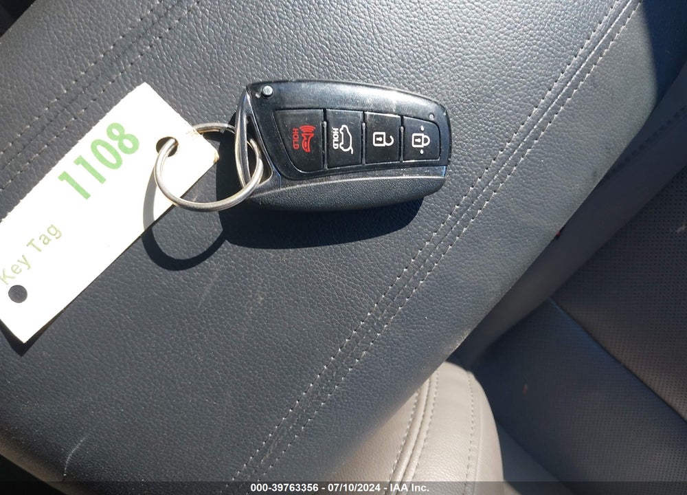 2017 HYUNDAI SANTA FE SPORT 2.4L VIN: 5NMZU3LB3HH019048