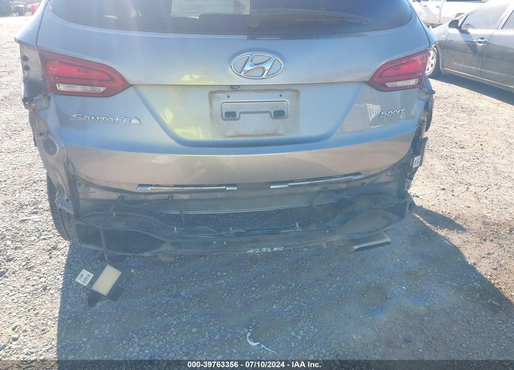 2017 HYUNDAI SANTA FE SPORT 2.4L VIN: 5NMZU3LB3HH019048