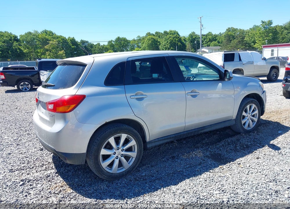 2013 MITSUBISHI OUTLANDER SPORT ES VIN: 4A4AR3AU3DE018233