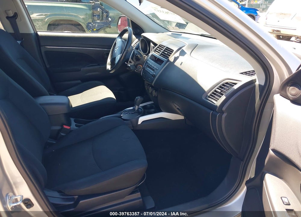 2013 MITSUBISHI OUTLANDER SPORT ES VIN: 4A4AR3AU3DE018233
