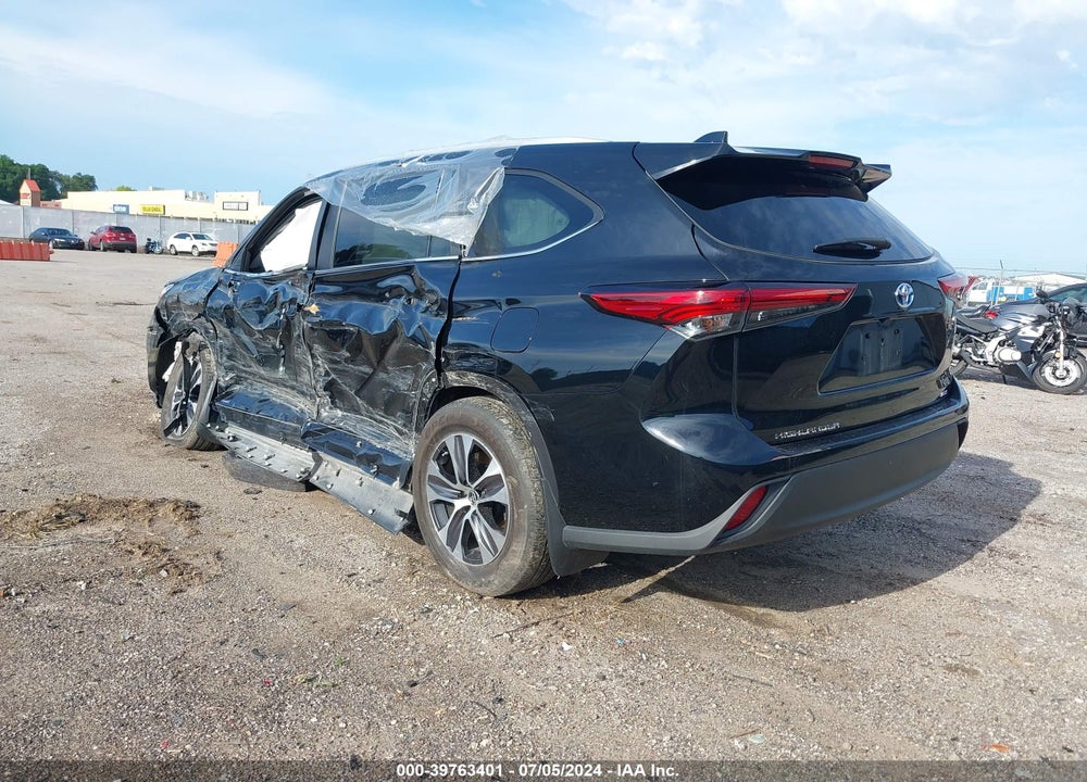 2023 TOYOTA HIGHLANDER HYBRID XLE VIN: 5TDKBRCH5PS576540