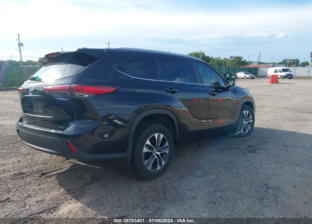 2023 TOYOTA HIGHLANDER HYBRID XLE VIN: 5TDKBRCH5PS576540