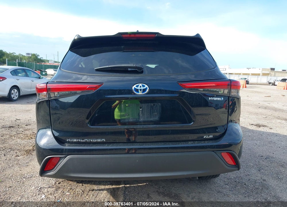 2023 TOYOTA HIGHLANDER HYBRID XLE VIN: 5TDKBRCH5PS576540