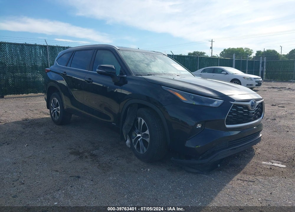 2023 TOYOTA HIGHLANDER HYBRID XLE VIN: 5TDKBRCH5PS576540