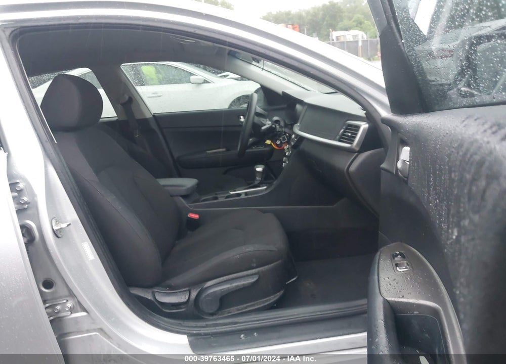 2019 KIA OPTIMA LX VIN: 5XXGT4L38KG363375