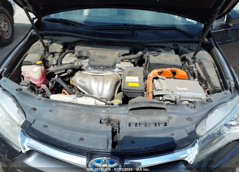 2015 TOYOTA CAMRY HYBRID XLE VIN: 4T1BD1FK2FU160048