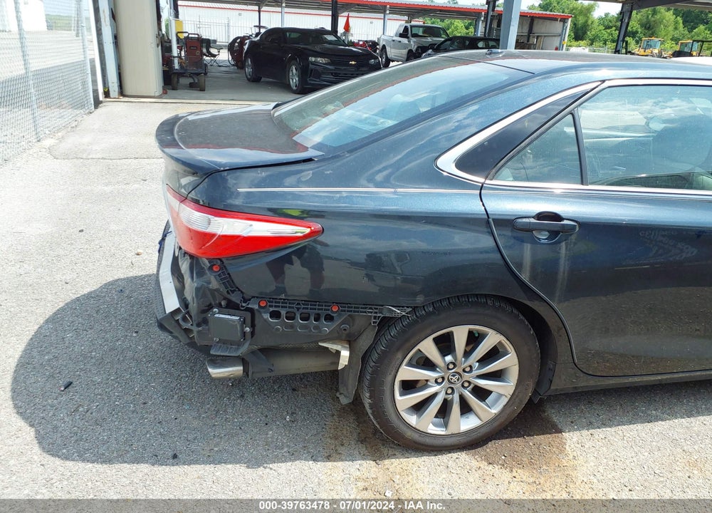 2015 TOYOTA CAMRY HYBRID XLE VIN: 4T1BD1FK2FU160048