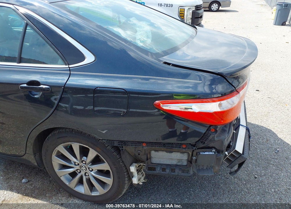 2015 TOYOTA CAMRY HYBRID XLE VIN: 4T1BD1FK2FU160048