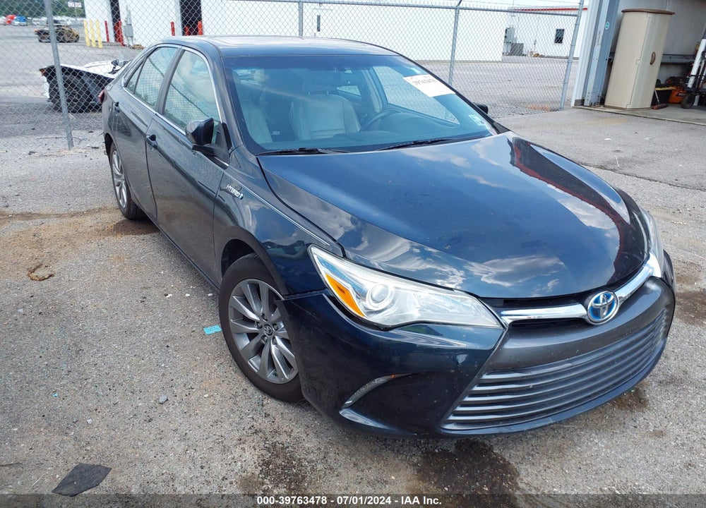 2015 TOYOTA CAMRY HYBRID XLE VIN: 4T1BD1FK2FU160048