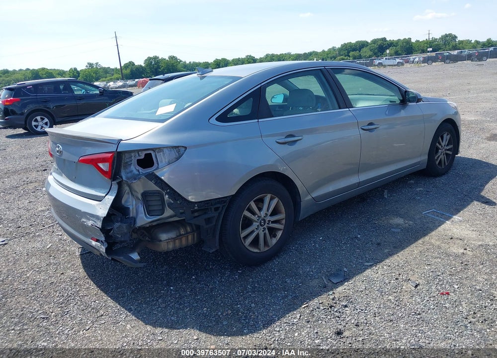 2015 HYUNDAI SONATA SE VIN: 5NPE24AF9FH021595