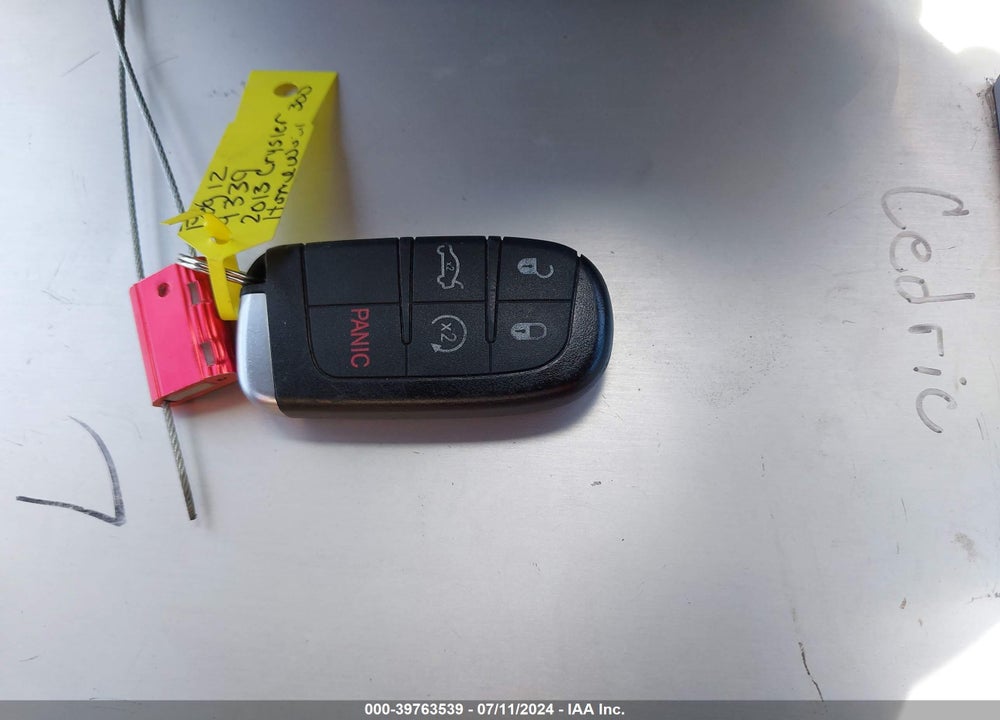 2013 CHRYSLER 300 MOTOWN VIN: 2C3CCAAG6DH589339