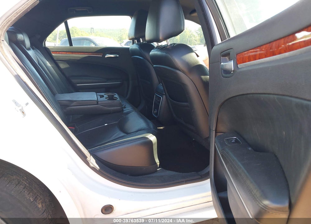 2013 CHRYSLER 300 MOTOWN VIN: 2C3CCAAG6DH589339
