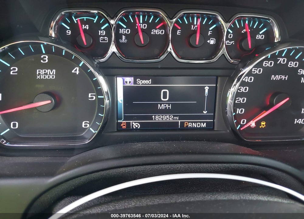 2015 CHEVROLET SUBURBAN 1500 LT VIN: 1GNSKJKC3FR194180