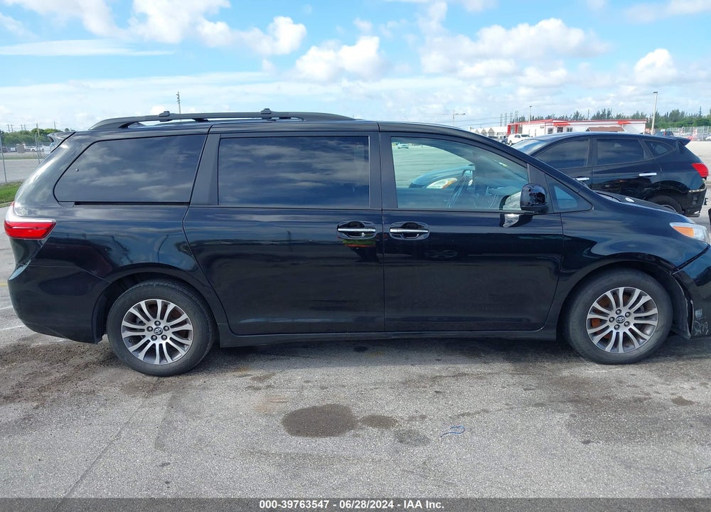 2019 TOYOTA SIENNA XLE 8 PASSENGER VIN: 5TDYZ3DC2KS016165