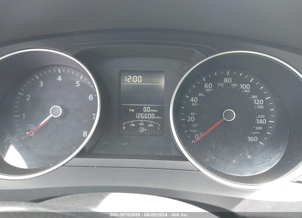 2015 VOLKSWAGEN JETTA 1.8T SE VIN: 3VWD07AJ7FM321344