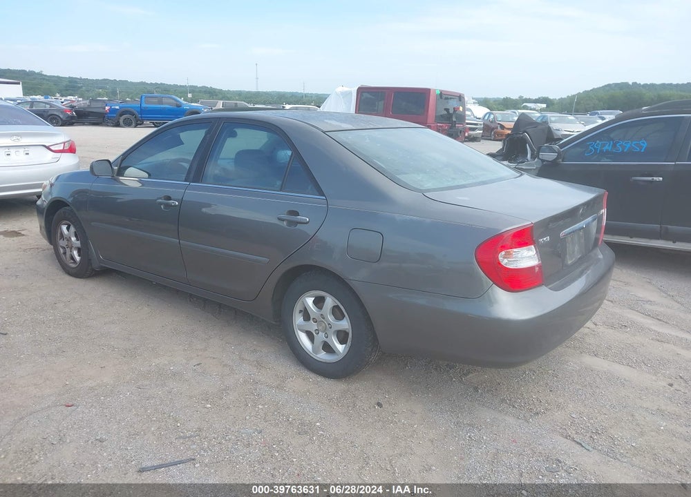2002 TOYOTA CAMRY LE VIN: 4T1BE32KX2U548315