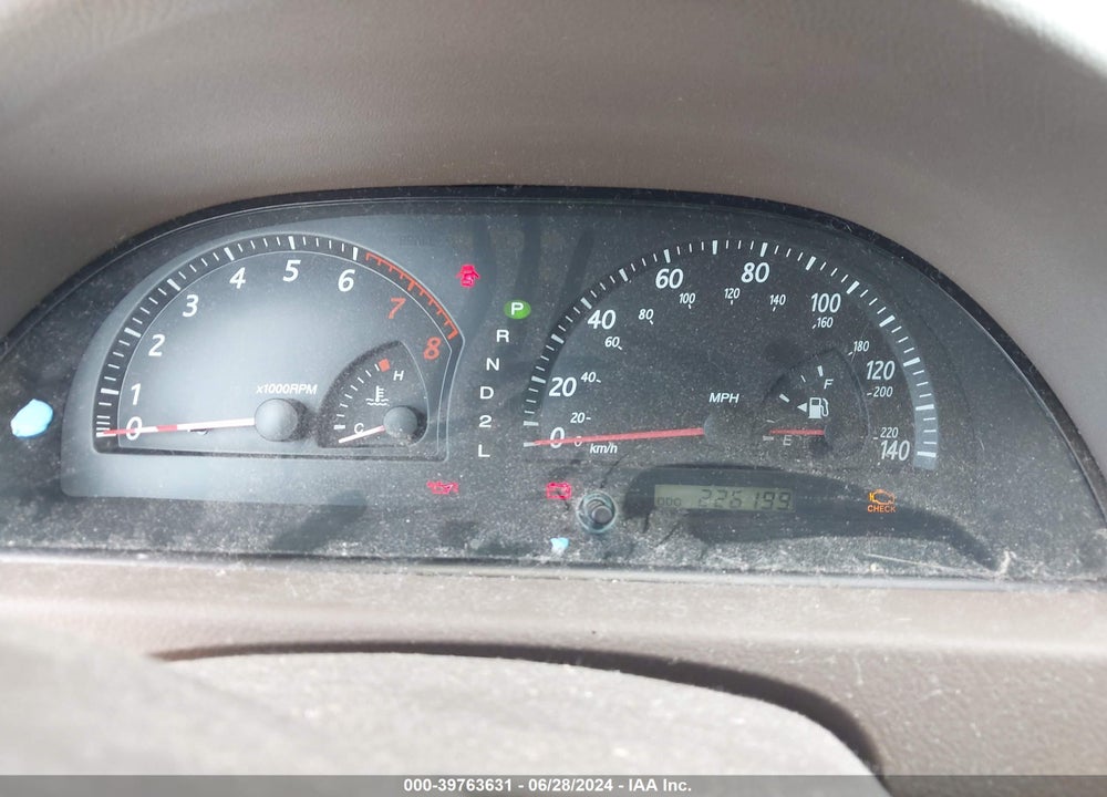 2002 TOYOTA CAMRY LE VIN: 4T1BE32KX2U548315