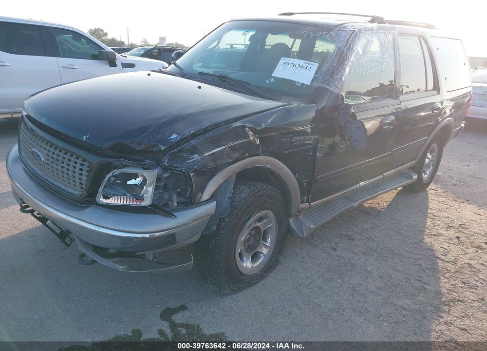 2000 FORD EXPEDITION EDDIE BAUER VIN: 1FMPU18L6YLB17305