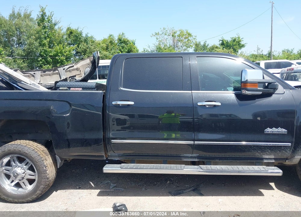 2015 CHEVROLET SILVERADO 2500HD HIGH COUNTRY VIN: 1GC1KXE86FF536351