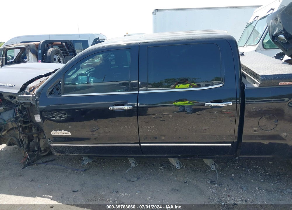 2015 CHEVROLET SILVERADO 2500HD HIGH COUNTRY VIN: 1GC1KXE86FF536351