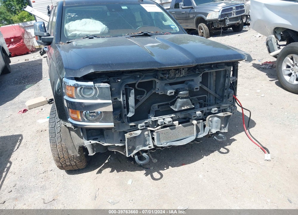 2015 CHEVROLET SILVERADO 2500HD HIGH COUNTRY VIN: 1GC1KXE86FF536351