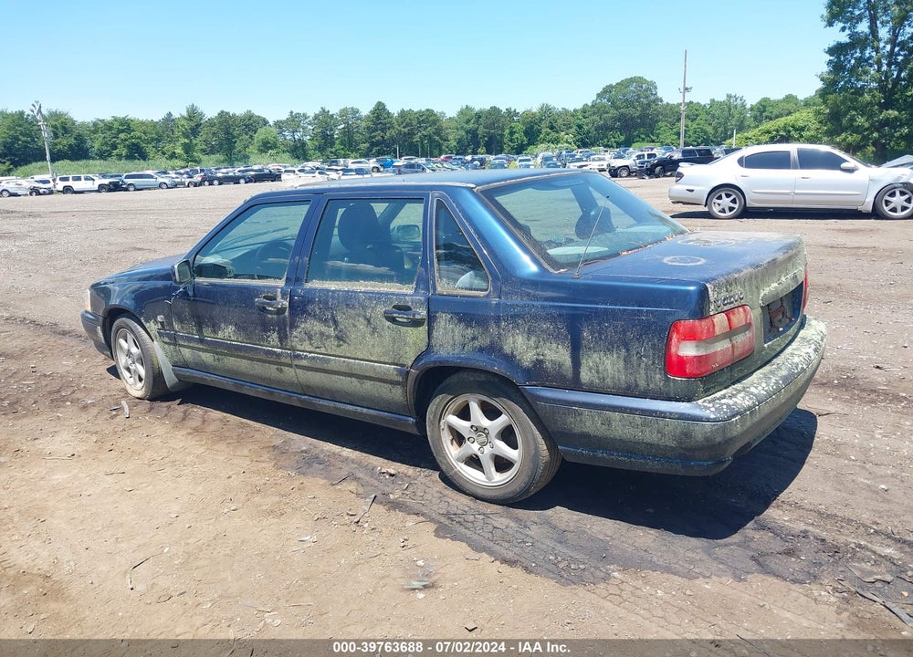 2000 VOLVO S70 SE VIN: YV1LS61J8Y2640176