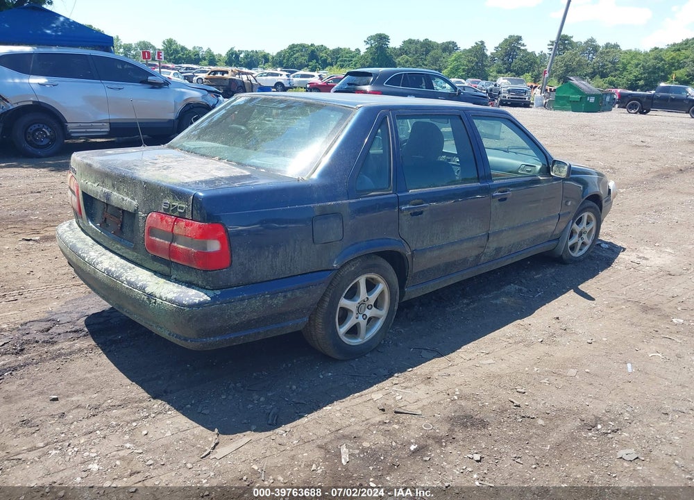 2000 VOLVO S70 SE VIN: YV1LS61J8Y2640176