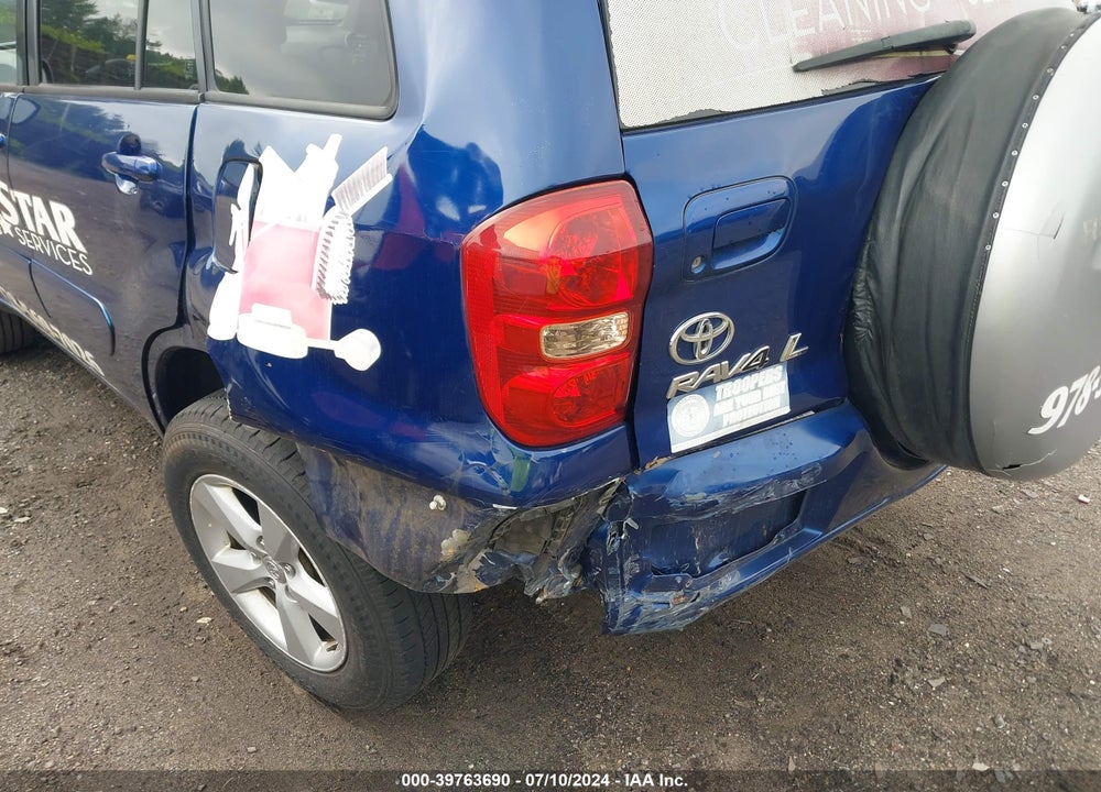 2005 TOYOTA RAV4 VIN: JTEHD20V850044734