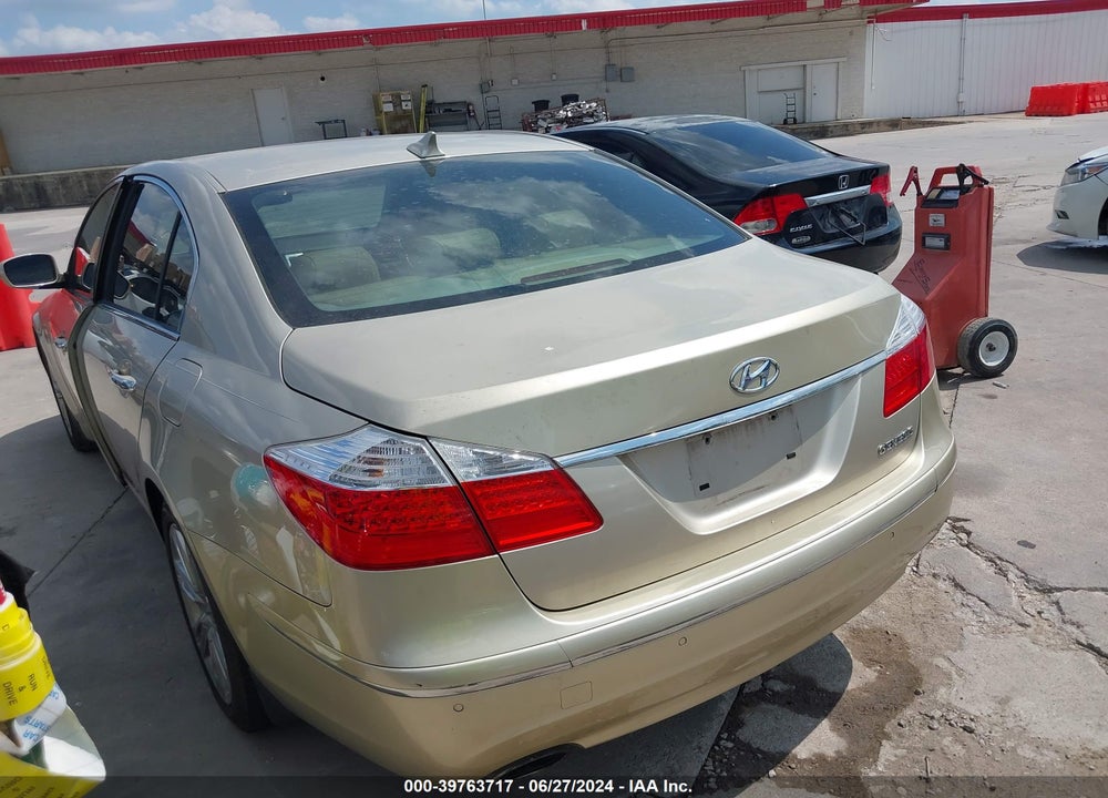 2010 HYUNDAI GENESIS 3.8 VIN: KMHGC4DE9AU093495