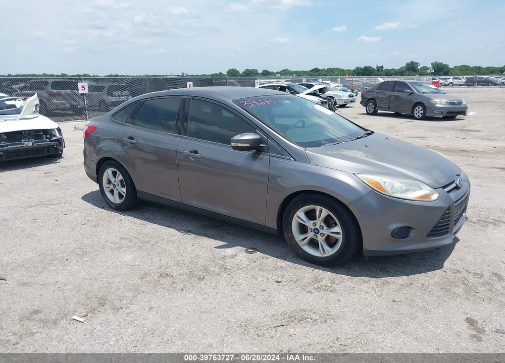 2014 FORD FOCUS SE VIN: 1FADP3F21EL246820