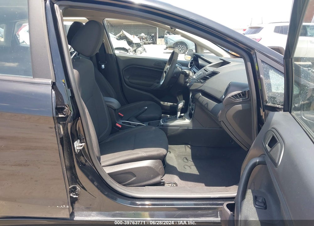 2017 FORD FIESTA SE VIN: 3FADP4EJ8HM137501