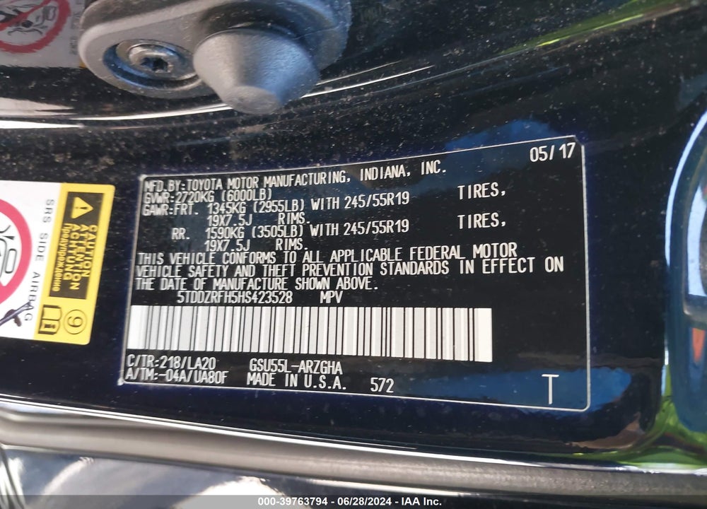 2017 TOYOTA HIGHLANDER LIMITED/PLATINUM VIN: 5TDDZRFH5HS423528