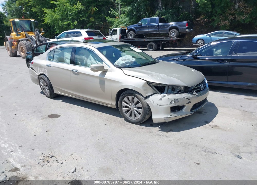 2015 HONDA ACCORD EX-L V-6 VIN: 1HGCR3F80FA033036