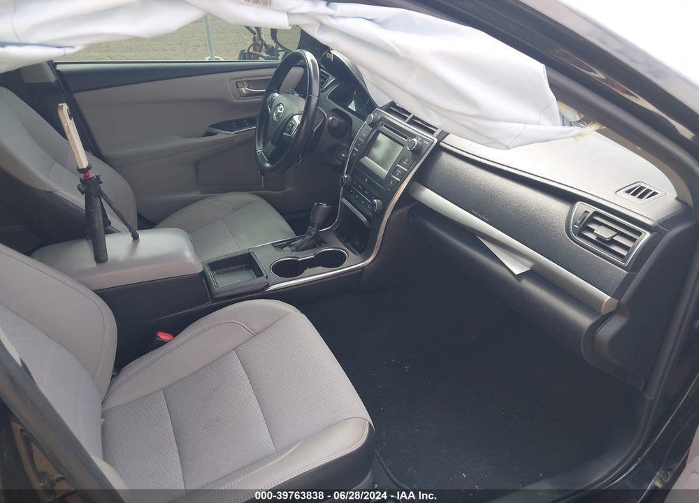 2016 TOYOTA CAMRY SE VIN: 4T1BF1FK3GU580526