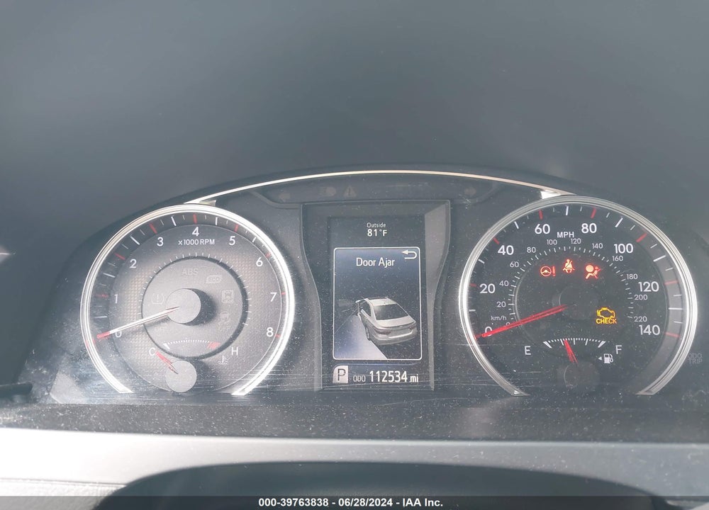 2016 TOYOTA CAMRY SE VIN: 4T1BF1FK3GU580526