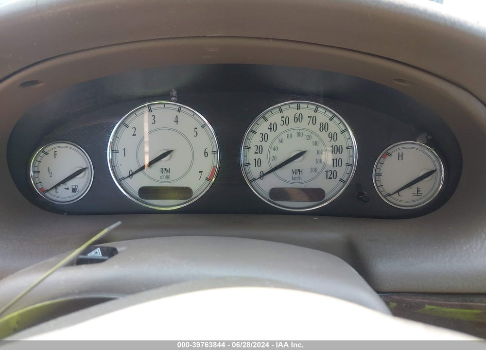 2002 CHRYSLER 300M VIN: 2C3AE66G02H303652