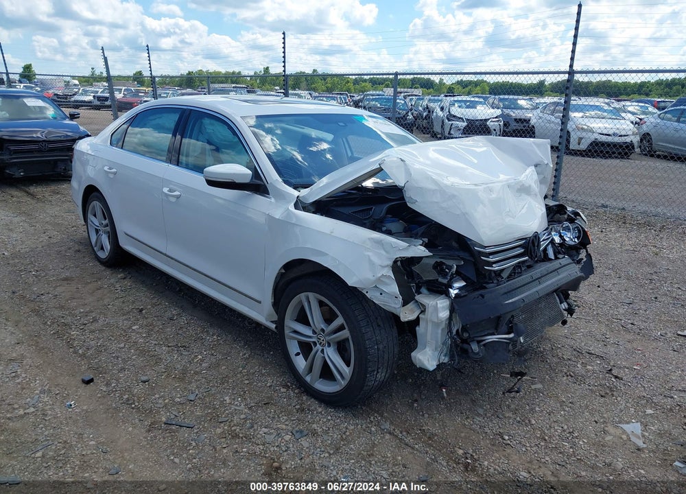 2015 VOLKSWAGEN PASSAT 1.8T SE VIN: 1VWBT7A33FC062367
