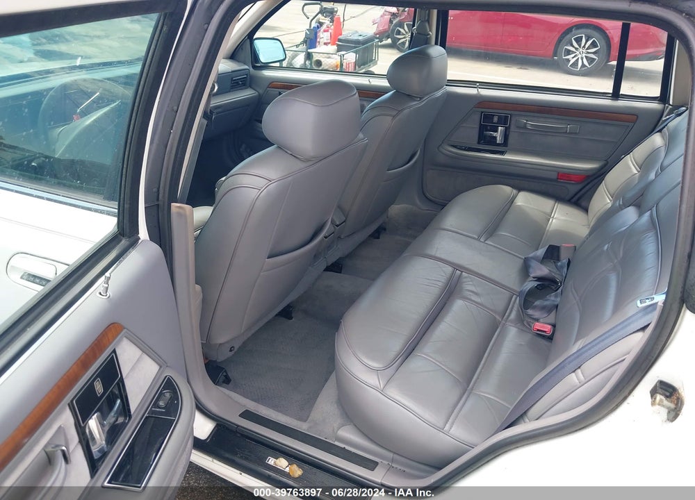 1994 LINCOLN CONTINENTAL EXECUTIVE VIN: 1LNLM9747RY749421
