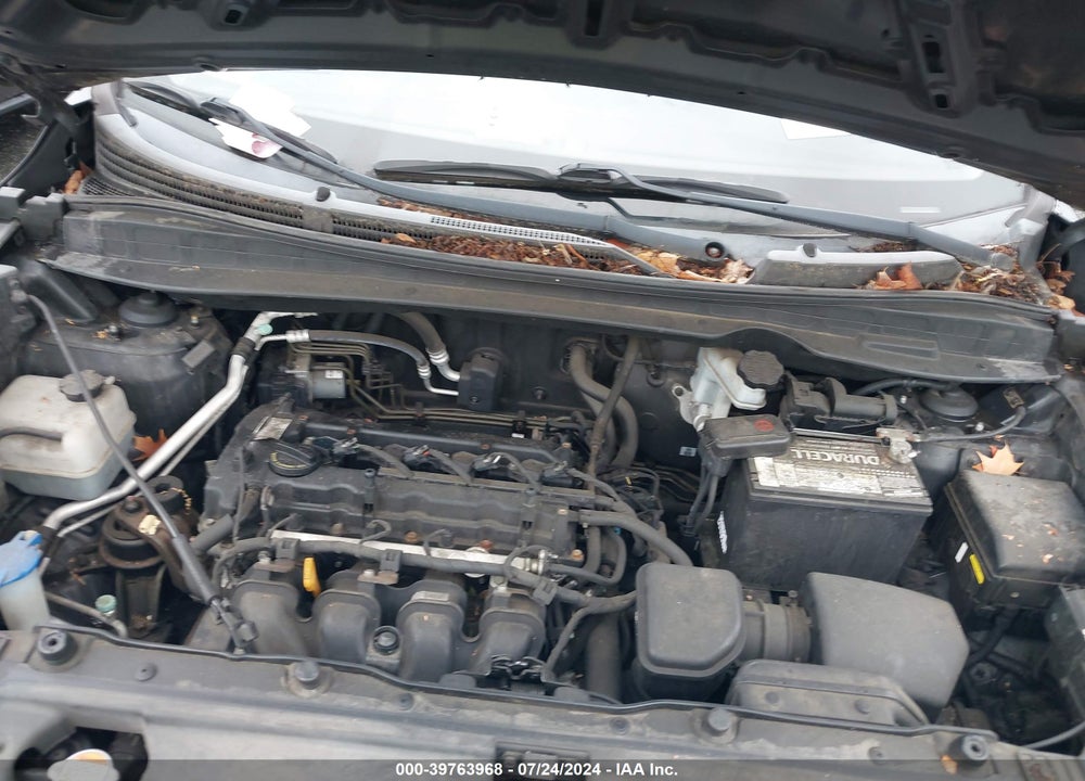 2010 HYUNDAI TUCSON GLS VIN: KM8JT3AC9AU038144