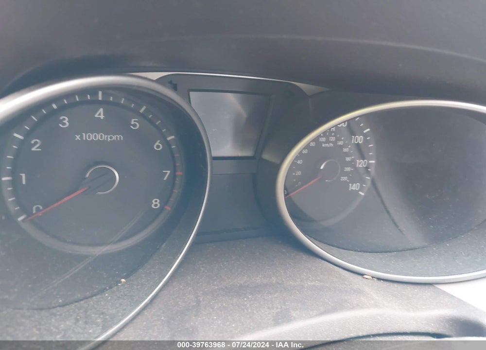 2010 HYUNDAI TUCSON GLS VIN: KM8JT3AC9AU038144