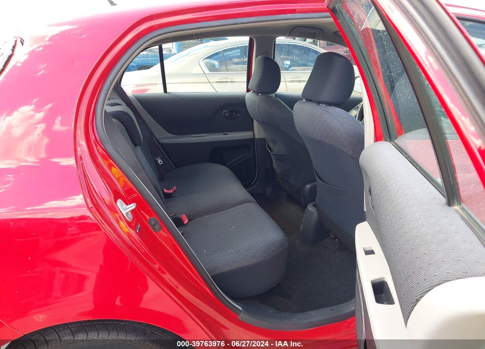 2009 TOYOTA YARIS VIN: JTDKT903495223172