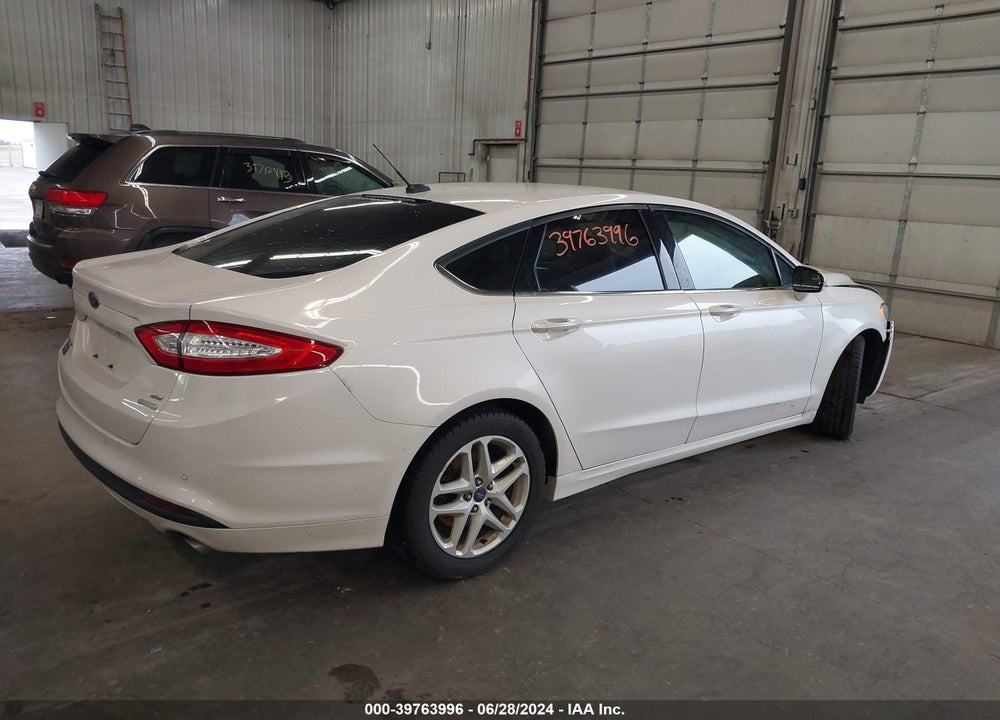 2014 FORD FUSION SE VIN: 3FA6P0HD2ER141758