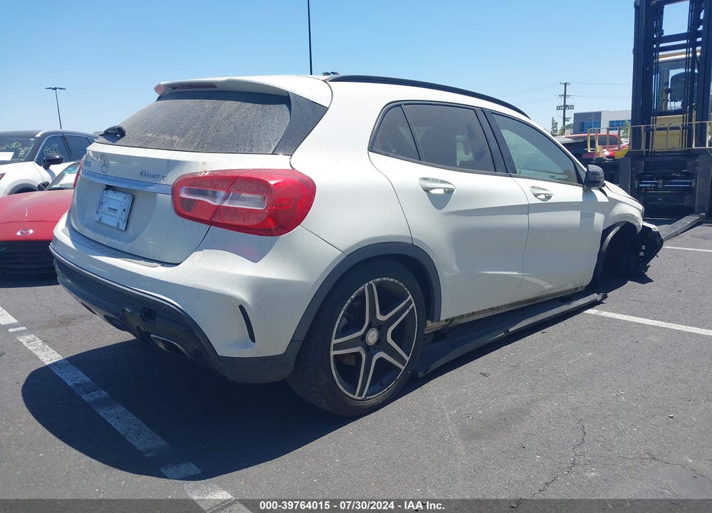 2016 MERCEDES-BENZ GLA 250 4MATIC VIN: WDCTG4GB3GJ223770